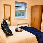 Stunning Modern Coventry City Apartment Free Wifi