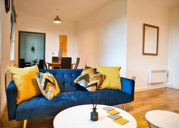 Stunning Modern Coventry City Apartment Free Wifi