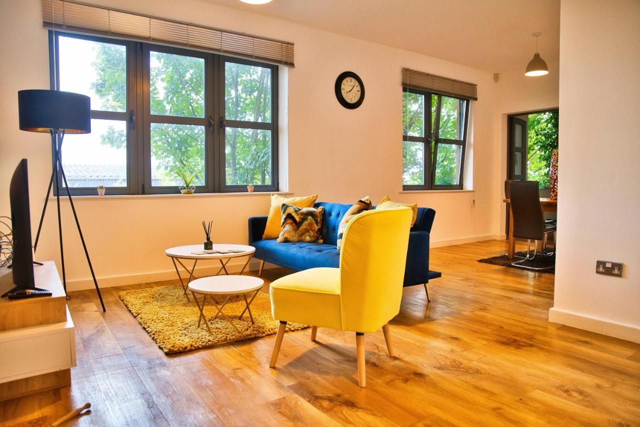 Stunning Modern Free Wifi Apartment *